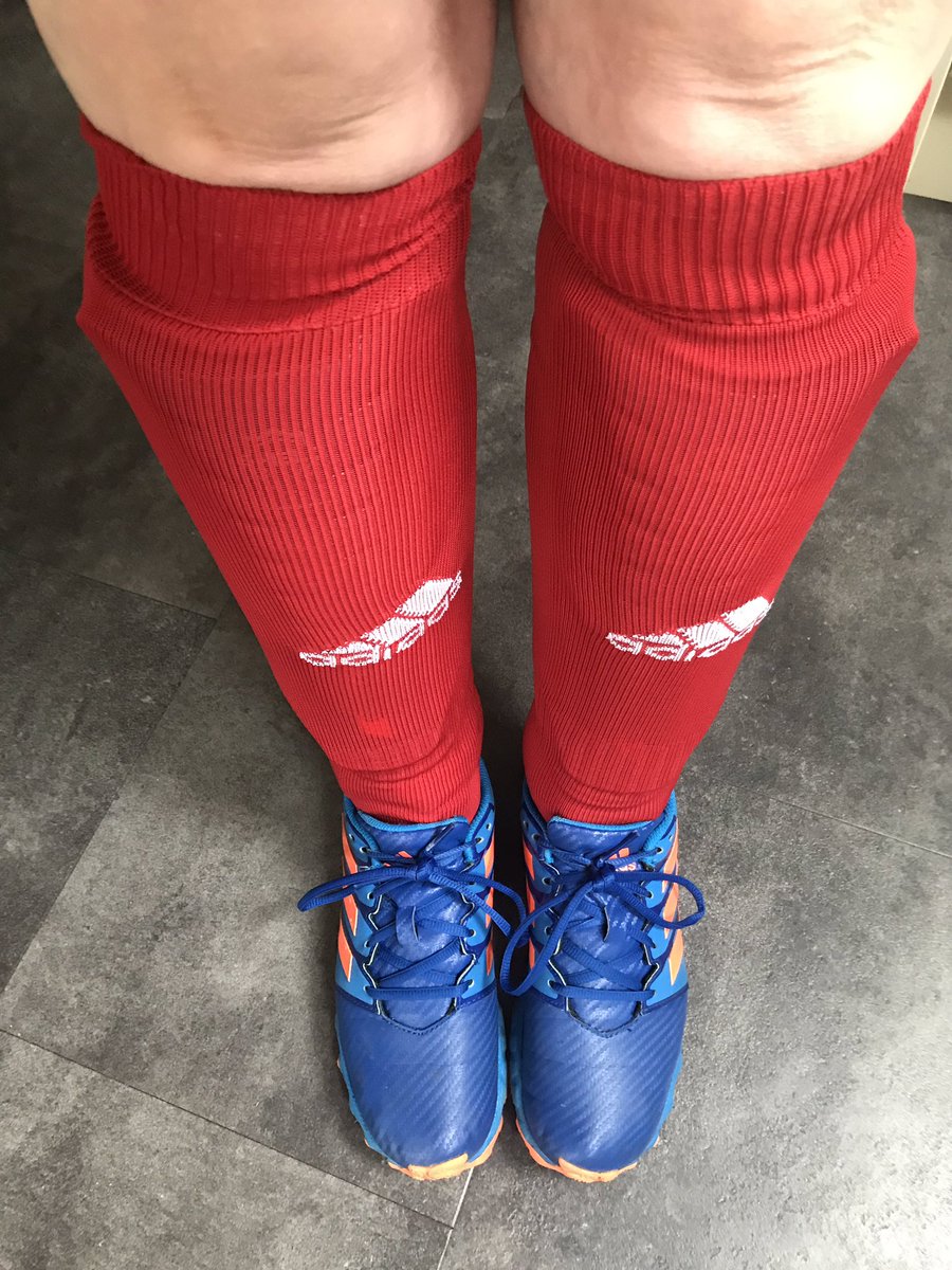 leaver_emma's tweet photo. This is how I like my legs best! 💪🏻🏑
#hockey #LegMattersWeek https://t.co/ErIry8qZPD