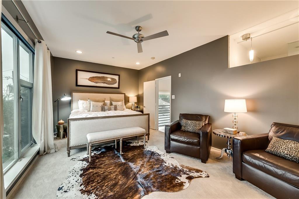 CranstonGroup's tweet photo. Slick #modern end-unit #townhome walking distance to #KnoxHenderson, #KatyTrail and #WestVillage!

📍 4219 McKinney Ave. Unit F | #Dallas, TX
🛏 3 Bed
🛁 3 Full Bath
🚽 1 Half Bath
📐 2,798 SqFt
Any guesses on the List Price?

Here for all your #RealEstate needs #CranstonGroup 🗝 https://t.co/2YKm4a8w1o