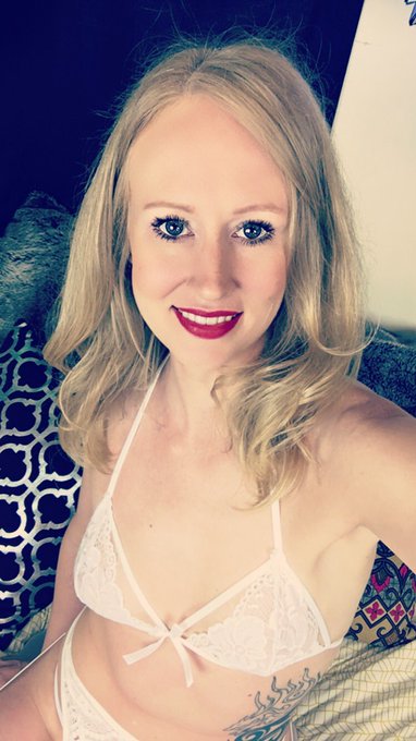 On mfc, come say hi! https://t.co/WDrwvgihx8