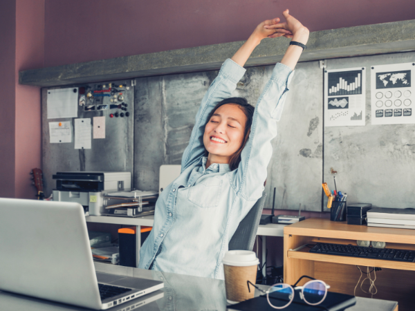 selenarezvani's tweet photo. What makes a #stretchassignment appealing vs a non-starter?
Here’s what we learned by asking 1,500 ambitious professionals. https://t.co/CdWYe3yU0r https://t.co/WtMb99RBu5
