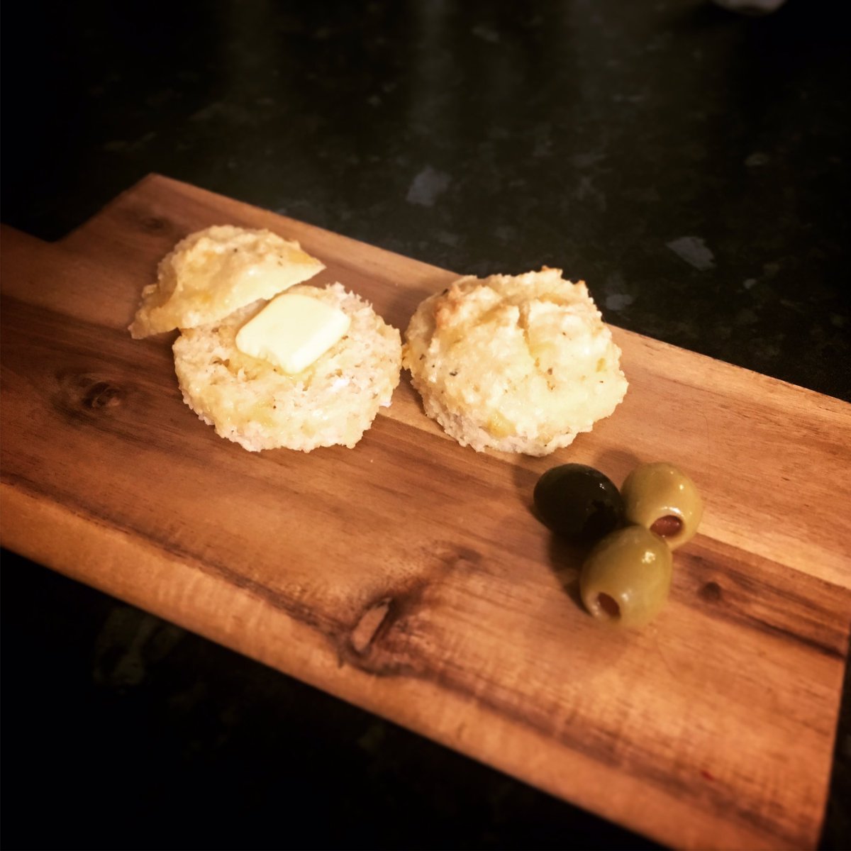 KTO_GNX's tweet photo. Couple of Keto #Cheese #Scones made with #Eggs and #Almond #Flour
#ketogenicdiet #fatloss #fat #lowcarb #weightloss #ketodiet #keto #ketogenic #hflc #lchf #fatfuelled #athlete #ketoathlete #LivePrimal #foodie #onemealaday #healthyfood #healthyliving #fitness #snack https://t.co/dJXMsUnfl6