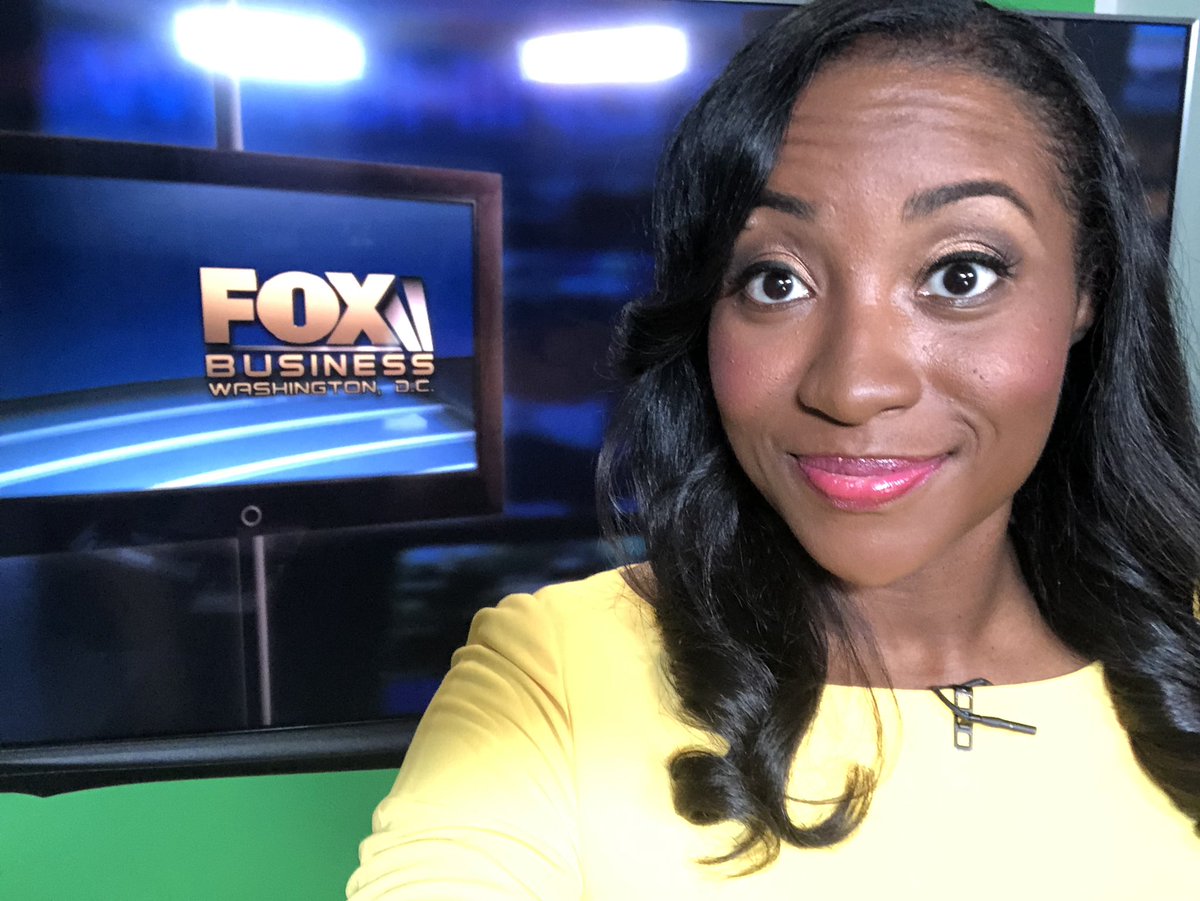 PatricePinkFile's tweet image. Reacting to #BernieAtWalmart on @TeamCavuto @foxnews now w/ @MDuppler. Tune in! @iwf