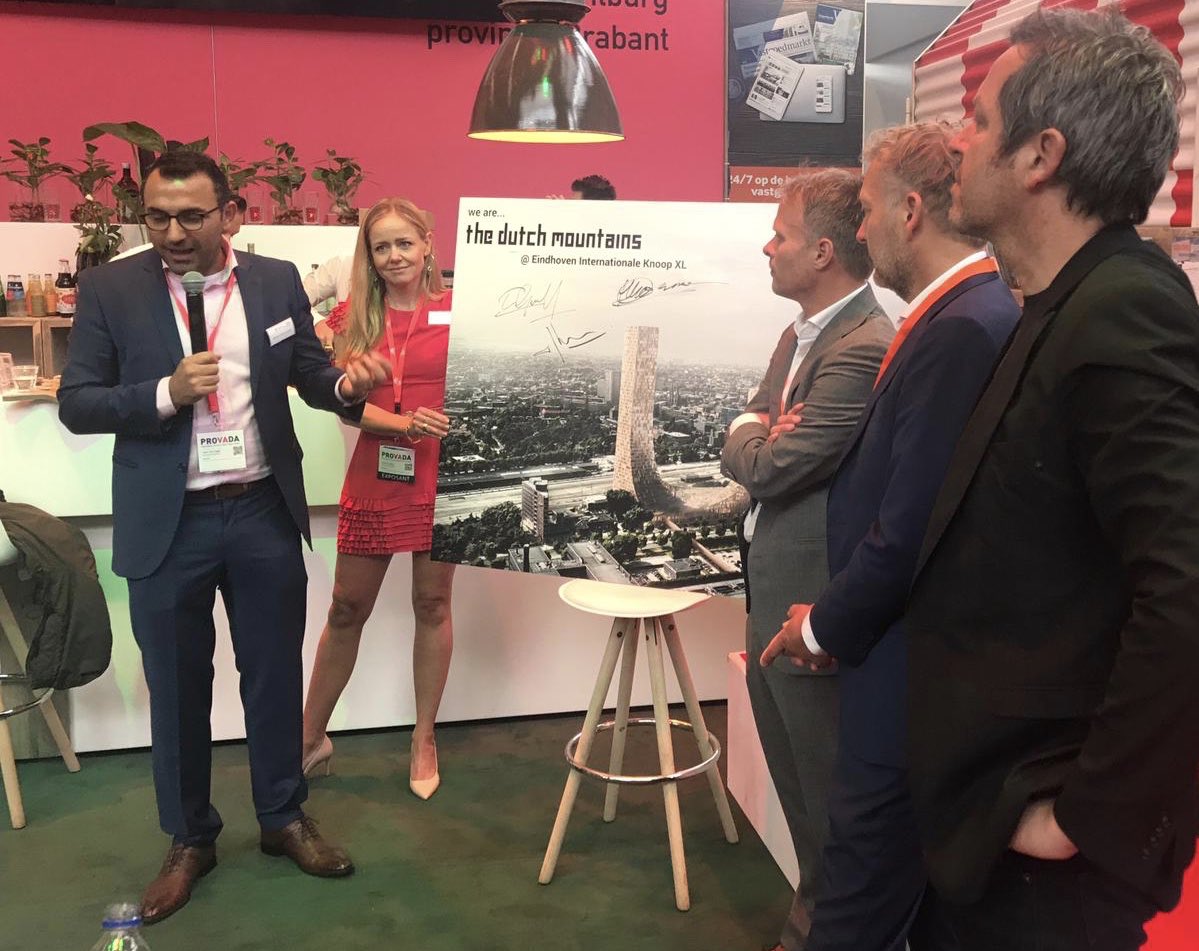 Charlot Koppen (@charlottetes) on Twitter photo Vandaag hebben wethouder @YasinPvdA_nl en the Dutch Mountains de samenwerking ondertekend <a href="/PROVADAre/">PROVADA</a>. Een gave nieuwe ontwikkeling binnen Eindhoven Internationale Knoop XL.
Morgen is <a href="/gem_Eindhoven/">gemeente Eindhoven</a> ook vertegenwoordigd op de <a href="/BrabantStad/">BrabantStad</a> stand (11.09) in de <a href="/RAI_Amsterdam/">RAI Amsterdam</a> Vandaag hebben wethouder @YasinPvdA_nl en the Dutch Mountains de samenwerking ondertekend <a href="/PROVADAre/">PROVADA</a>. Een gave nieuwe ontwikkeling binnen Eindhoven Internationale Knoop XL.
Morgen is <a href="/gem_Eindhoven/">gemeente Eindhoven</a> ook vertegenwoordigd op de <a href="/BrabantStad/">BrabantStad</a> stand (11.09) in de <a href="/RAI_Amsterdam/">RAI Amsterdam</a>