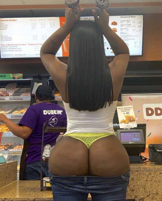 Watch Ashley D's leaked NSFW photo on TwXstars