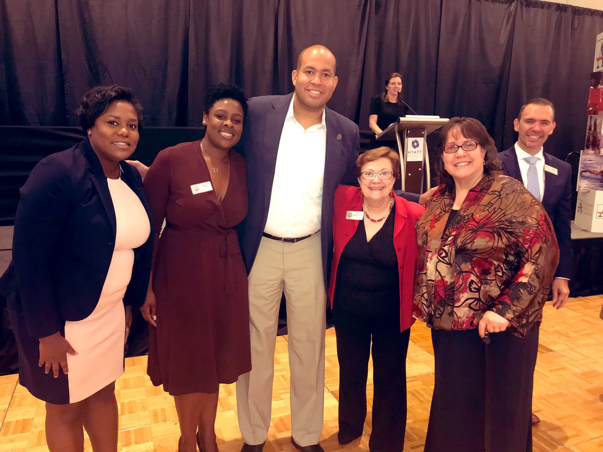 BOEAPS's tweet photo. Words cannot express the gratitude we have for our @apsupdate Silver Star retirees! This year’s class is retiring with over 2,000 years of experience. One retiree had 43 years in the classroom! We are so grateful for their hard work and impact on our students and families. #APyeS https://t.co/08hvslZd9I