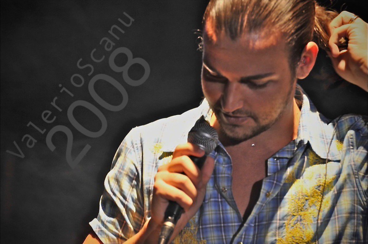 mammaraffy's tweet photo. Amo questa voce... bella bella bella π
#ValerioScanu #Cover2008 #Everything #AmateurVideoRecording
https://t.co/4FBweUyPiW https://t.co/h8JXSnDkLv
