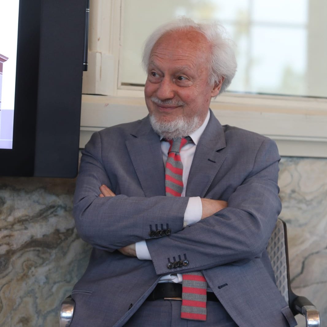LuissBusiness's tweet image. I poteri di un’autorità amministrativa sul digitale devono essere ripensati anche in ottica multilaterale insieme ai #BigPlayer, creando una moratoria intellettuale sulla #TrasformazioneDigitale | Mario Morcellini, commissario @AGCOMunica #EthicalCoding @IBMItalia #LuissBusiness
