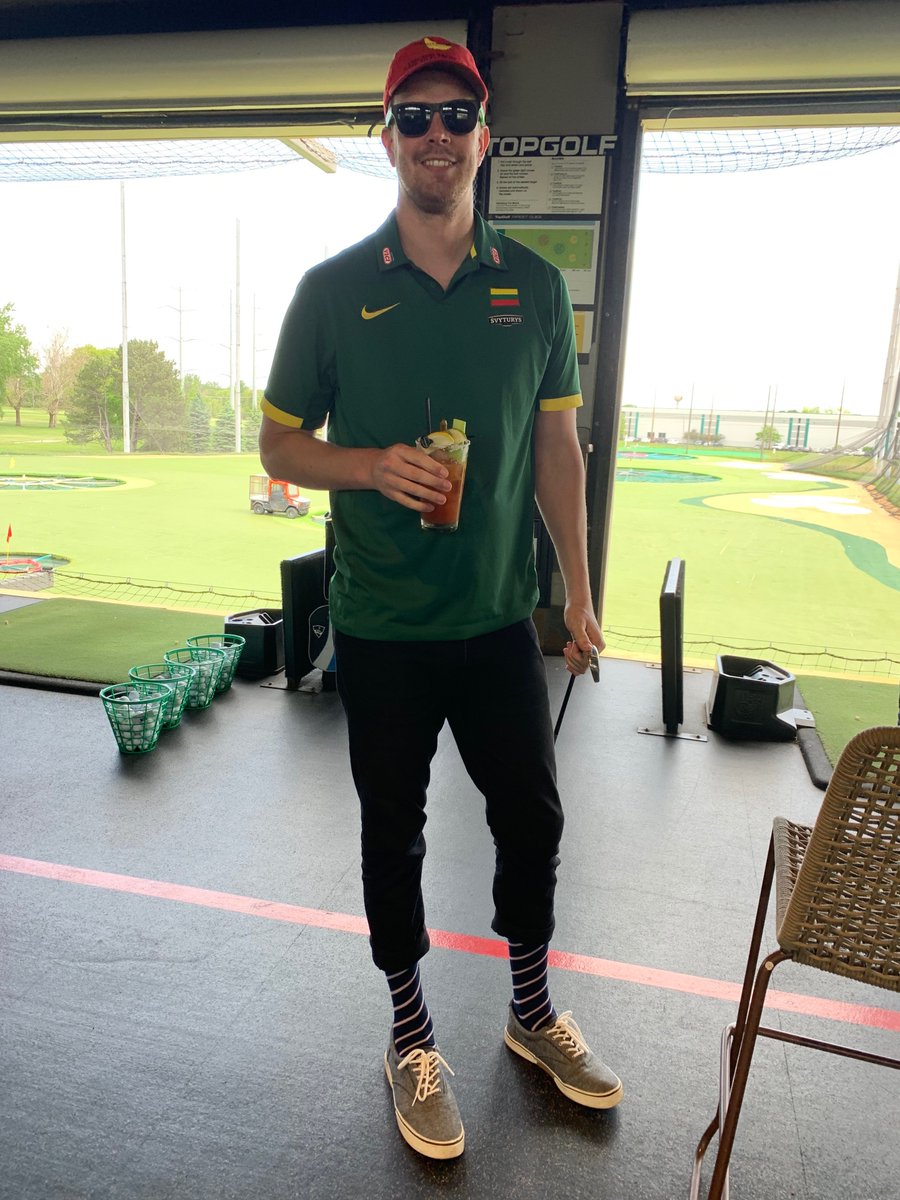 Synegen's tweet photo. #Synegen working hard and playing hard as we welcome 3 new team members. A PARfect day for some @Topgolf https://t.co/yxzZ8DklJU