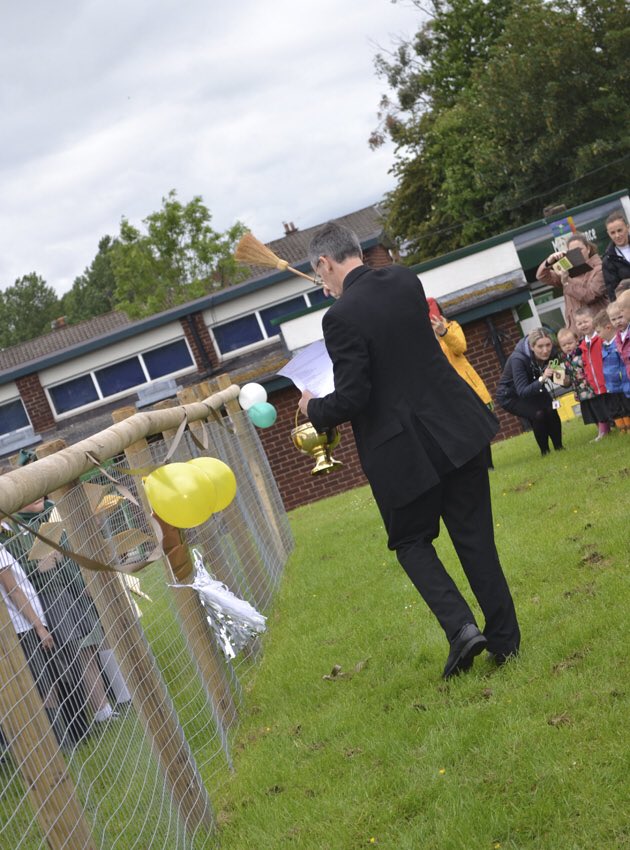 FarmSjsb's tweet photo. We had a wonderful time this morning as Bishop John opened and blessed our very own St. Francis Farm. #sjsbfarm #sjsb #smsc @SalfordDiocese https://t.co/ZAYoFRAN3i