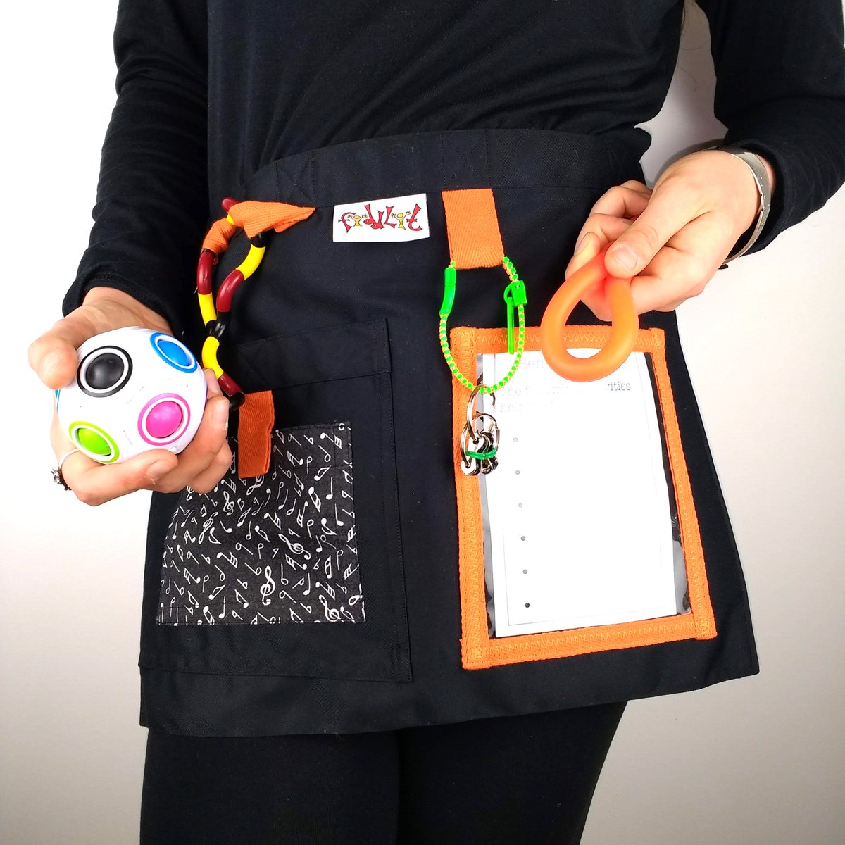 fiddlit's tweet image. Are you a fidgeting fidgeter? Know someone who is? Then check out our supply of individual, handmade aprons for all your fidgeting needs at fiddlit.co.uk!

#fidgeting #fiddlit #fidgeter #apron #fidgettoys #handmade #individual #colourful #green #orange #pink #therapy