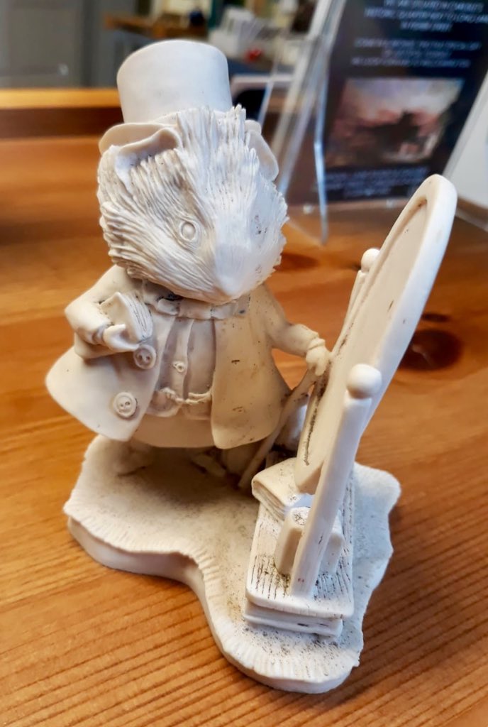 ArtDaffodilLan1's tweet photo. The Happy Guinea Pig based on an original drawing by Beatrix Potter.Forgotten in her sketchbook for twenty years. A rare unpainted Border Fine Arts figure .#BeatrixPotter #BorderFineArts https://t.co/3uyMASfbgq