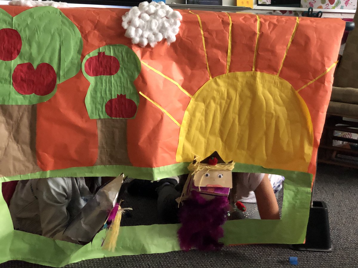 MrsKnoper's tweet photo. Mythological puppet show day for the fourth grade @Beverly_Bobcats https://t.co/zjhKDP5hTy