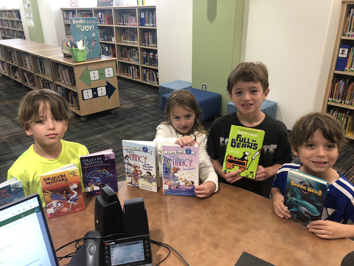 wmsonk1's tweet image. Hope these @EJJaguars enjoy their books they checked out today at our 1st summer checkout!  @MsBoydEJES #SummerReading #Wednesdays10-12 #StopSummerSlide #fcsMETI