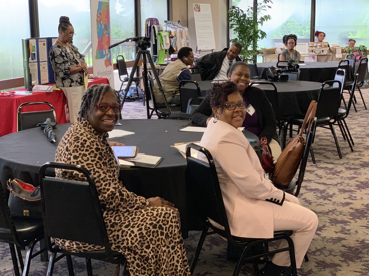 tunicateens's tweet photo. Members of TTIA traveled to Jackson, MS today to Support the 7th Annual Black Family Summit to work on policies to advance the community.  “The Economic Impact of Poverty on Children and Families in Communities of Color!” #FamilyEmpowerment #CommunityOrganizing https://t.co/Qmu3kE4pHz