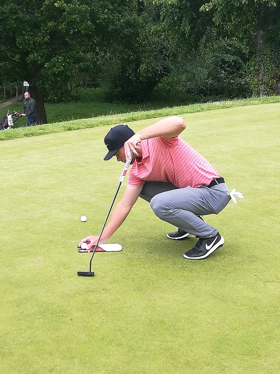 JonathanDavids8's tweet image. First round was a little up and down for @Jack_davidson12 but we live to fight another day. #alwayslearning #golfisnteasy #stillinit #golowtomorrow #standardselfie 😂😂