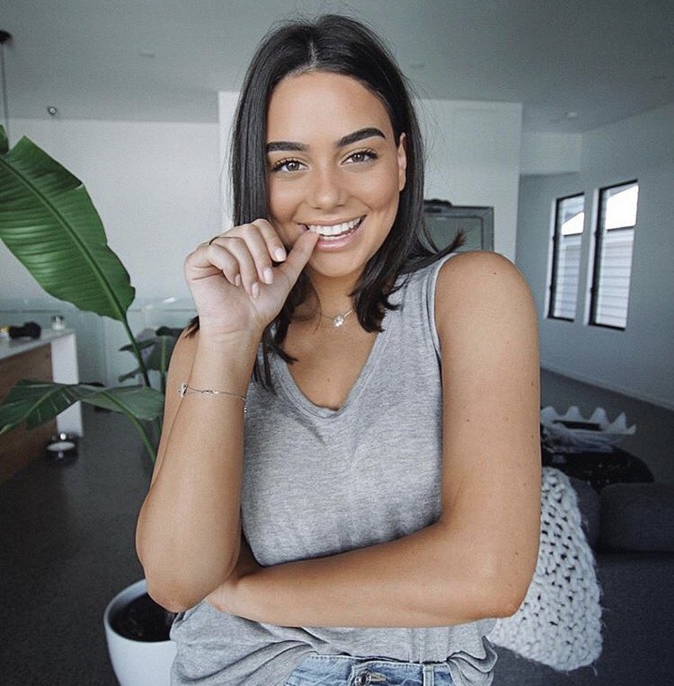 Christine (@christixx_) | Twitter