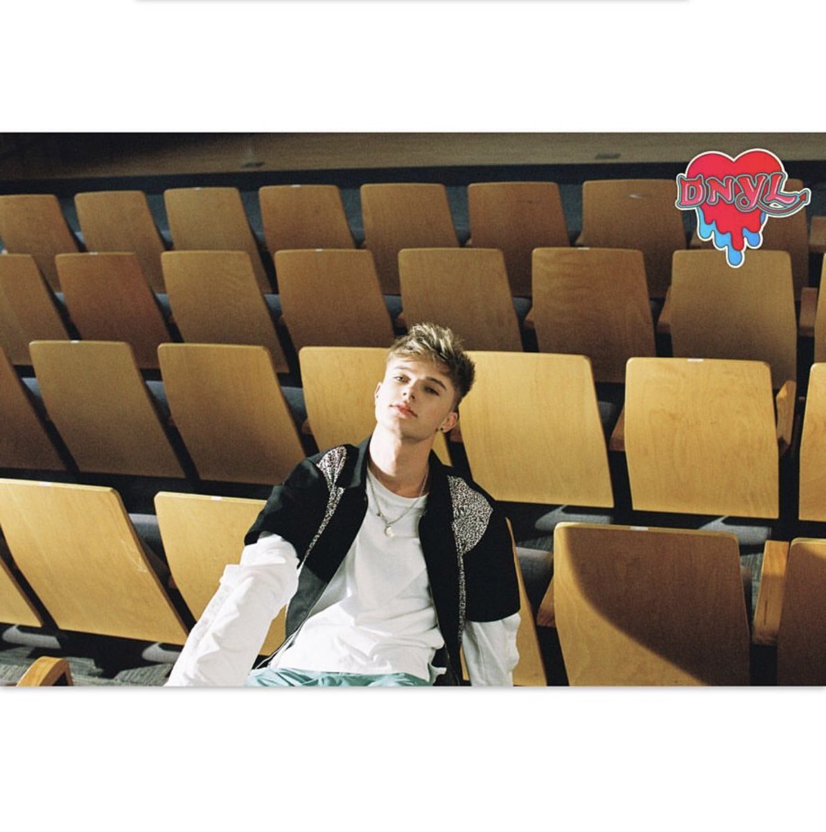 HRVY's tweet photo. don’t need your love .... out tomorrow 10am @NCTsmtown_DREAM 💔 https://t.co/1OdOh5fp49