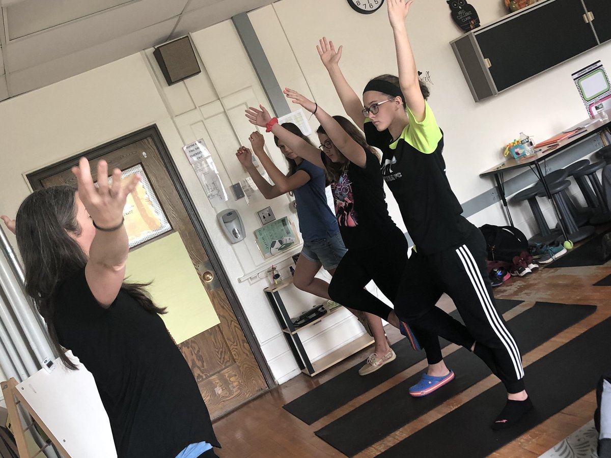 hmcilrath's tweet photo. ACS 7th &amp; 8th Grade Health Day.  Student learn yoga for balance and stress relief.  @ACSDghosts https://t.co/iWav5uvvGz