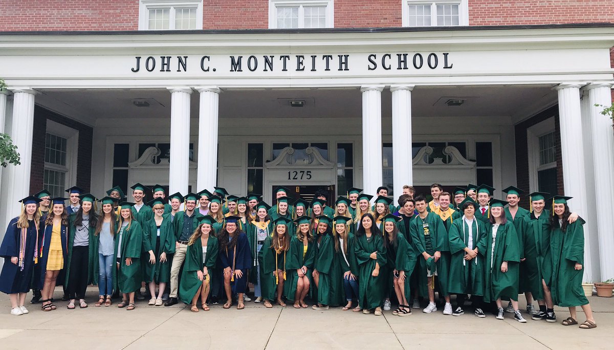 Thank you to Monteith Elementary for honoring our Monteith Alumni on their graduation from Grosse Pointe North. This is where it all began for them. Clap Out ending in the kindergarten hall💚💛 @GPN2019 @GPNHS @katecalmurray @ShelleyKeelean @gpmonteith @GPSchools