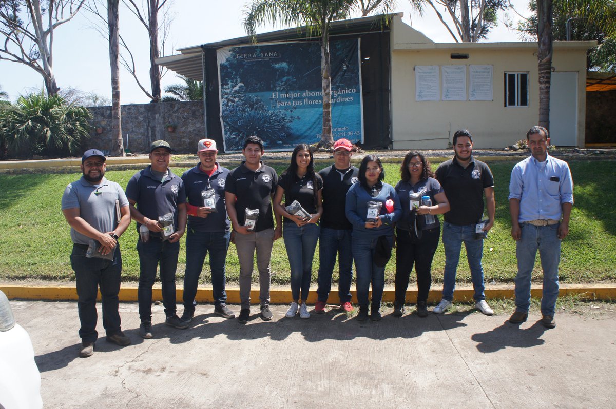 Compostverde's tweet image. Visita de alumnos de 8vo semestre de la carrera de Criminalística / Criminología de la universidad ISIMA.
Se les dió un recorrido por la planta explicándoles el proceso de degradación de la materia y el proceso de compostaje.