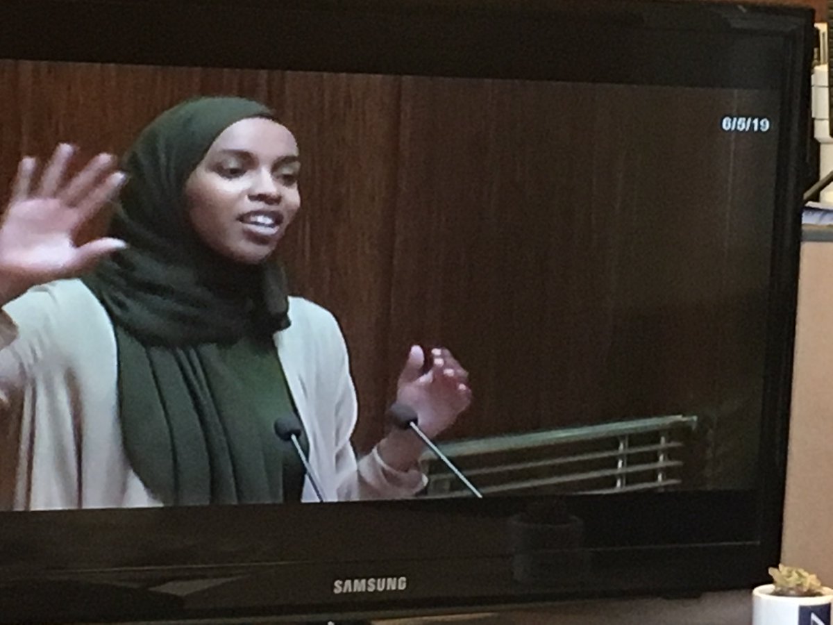 St. Paul Public Library has 7 part-time cultural liaisons and is looking to expand program. Hindi Abdi volunteered as tutor while at St. Kate’s. For families “it just shifted the environment. We’re able to be on the front lines, introduce ourselves and help them right away.”