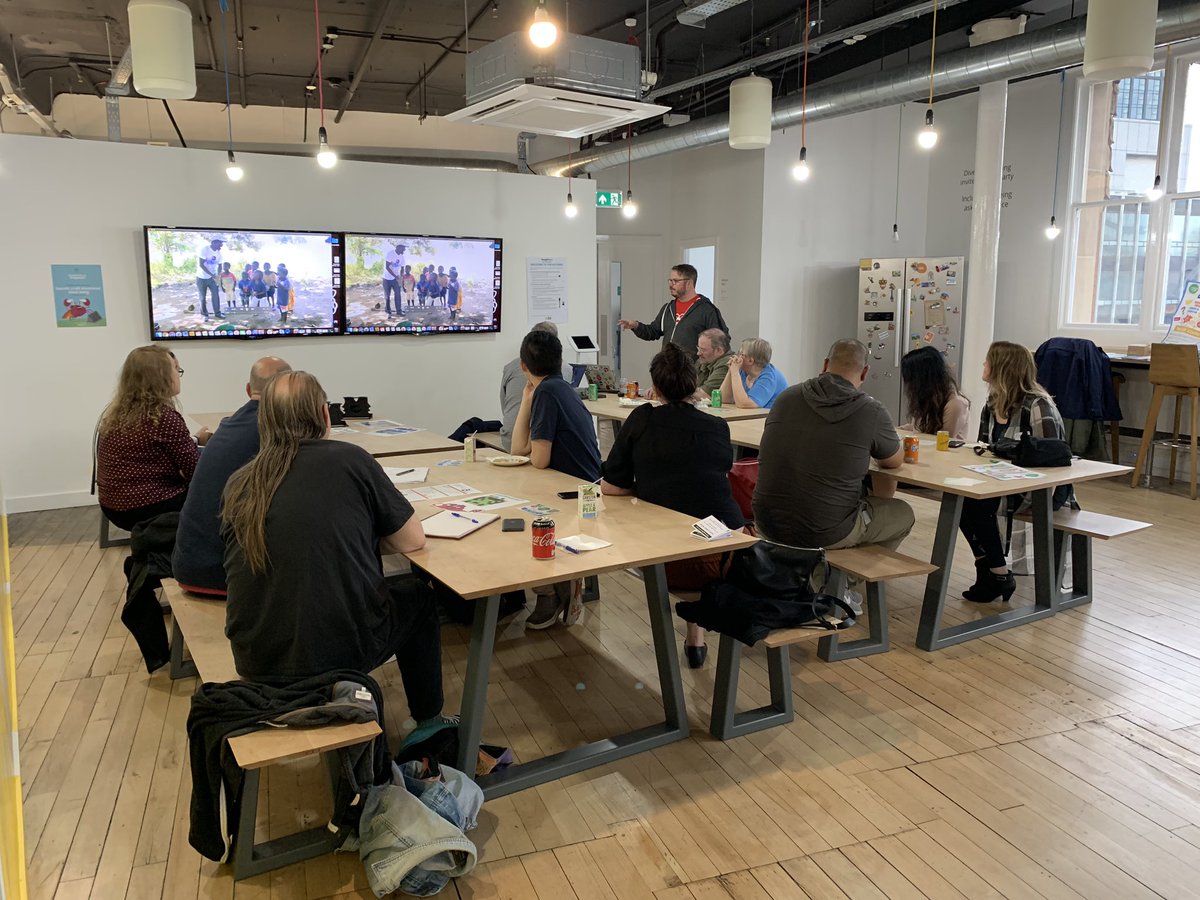 It was fascinating to hear from @hengehall about his <a href="/MalawiUom/">UoM Malawi</a> experience and the work of Ripple Africa. Amazing videos too. Thanks Ben, what a great way to end the <a href="/CodeClub/">Code Club</a> Summer Term #Manchester meet-up.