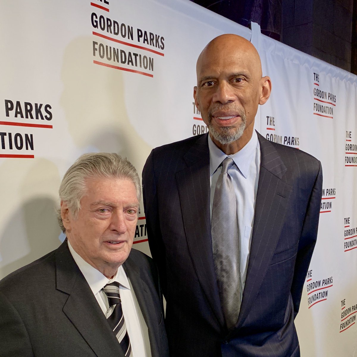 siegelvision's tweet photo. Last night, at the @GParksFound benefit, celebrating the arts and social justice our CEO @AlanSiegel had the opportunity to meet @kaj33 one of the greatest basketball players in NBA history. Only a man this tall can make Alan look this small :) https://t.co/VKucEd4RFH
