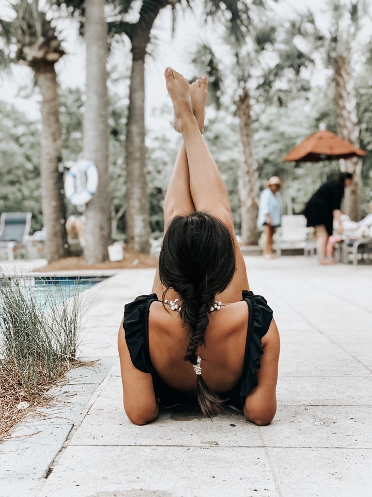 hcmenard's tweet photo. Pool Days at 3☀️A https://t.co/EOmJwPRIOg
