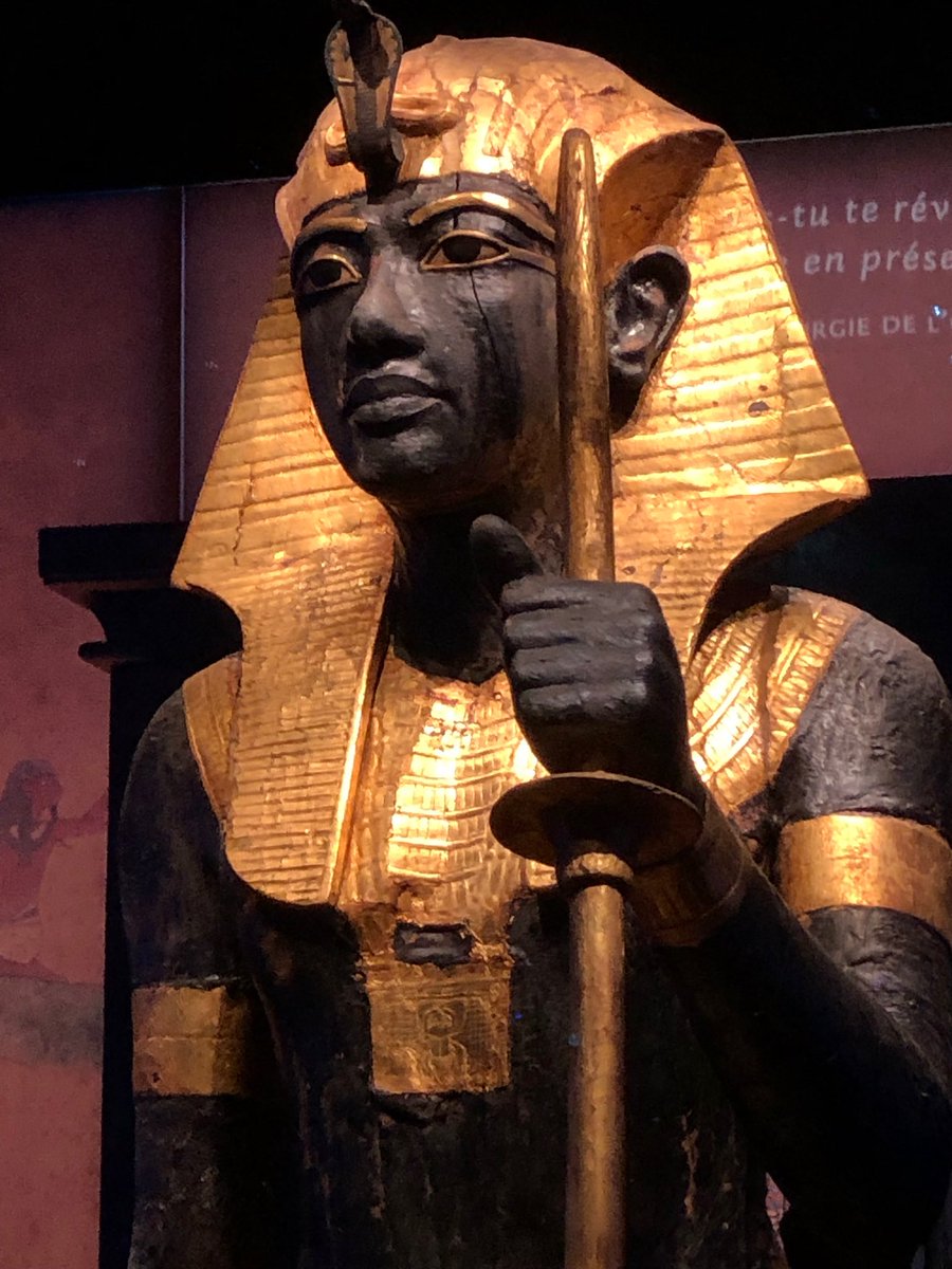SFfrenchtutor's tweet photo. The #kingtut exhibit in the #grandehalledelavillette in #paris: Fantastic show! Traveling outside of Egypt for the last time. Until September 2019! https://t.co/RaBCHaxZ7v
