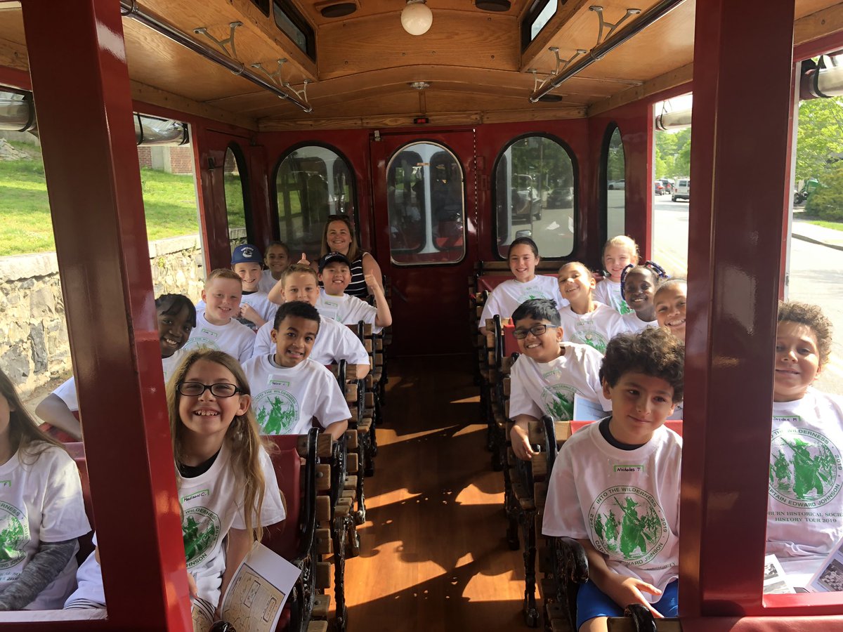 3DLinscott's tweet photo. Beautiful day for a trolley tour of Woburn. Students had the best day learning about Woburn’s history with some amazing tour guides. https://t.co/yxiJ6DkCuq