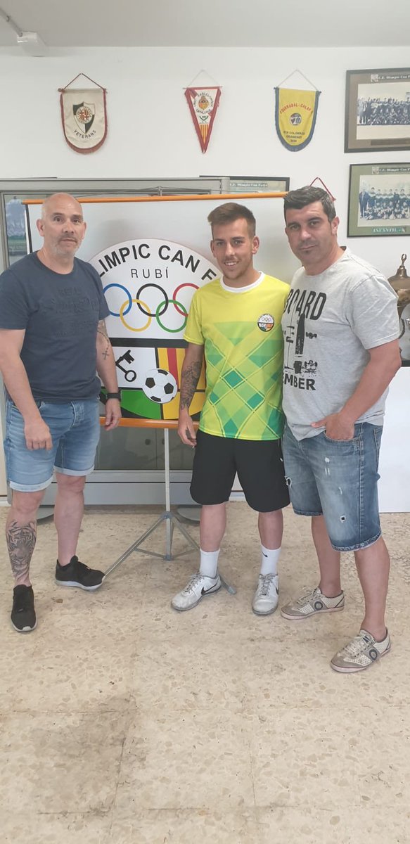 juancarsbd's tweet photo. Nuevo fichaje del olimpic can fatjo Aitor vives vamos por una temporada de éxitos!! https://t.co/ptWBo9BE5C