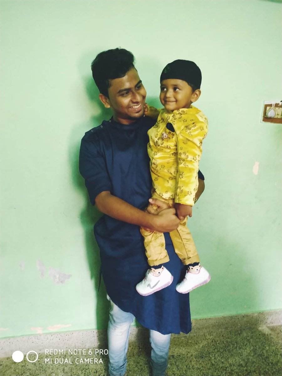 Samiull60005710's tweet photo. Mere aur mere chotu k taraf se Eid-ul-fithr Mubarak sap ko🕋😍👵
#Eid2019 #eid #PeaceLove😎 #Celebration🎊 #Allah❣️ #Ramazan #Arab👵 #Happiness😻 #2getherfamily😘 #Sharinglove💟 #selfiee😋 #cutiee😉 #chotu😇 #MyWorld😙 #Days_wid_ibadath✌️ #wish😜 #bless ❣️😋😍😘😇😎 https://t.co/erYcXJH3Bl