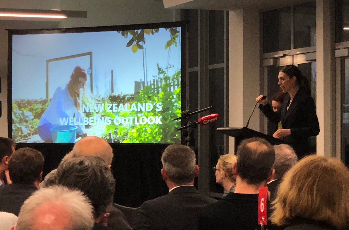 DavidGlover2's tweet photo. Enjoyed hearing the #PM and ministers explaining how the #wellbeingbudget will help improve lives in #WestAuckland https://t.co/wFEvYVXFFl