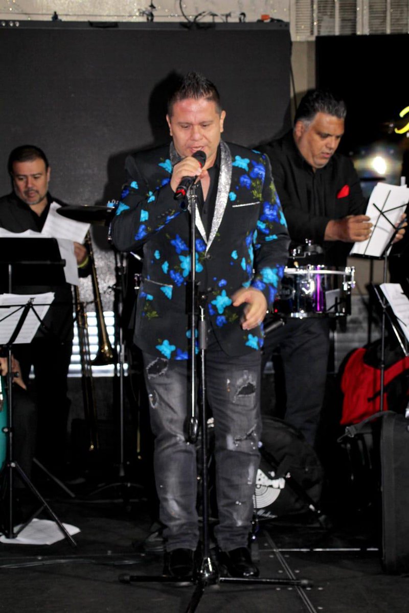 ivegaprod's tweet image. Fiesta de lanzamiento de @mannysalsero en el Copacabana Nueva York 
@VRMMEDIA1 @alvarogranobles