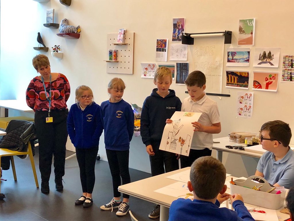 luthermuirps's tweet photo. P5/6 @ V&A @luthermuirps #DYW #IT #Creativityanddesign #literacy #futuredesigners #collaboration #technology #proudteacher https://t.co/yttH2u6r3b