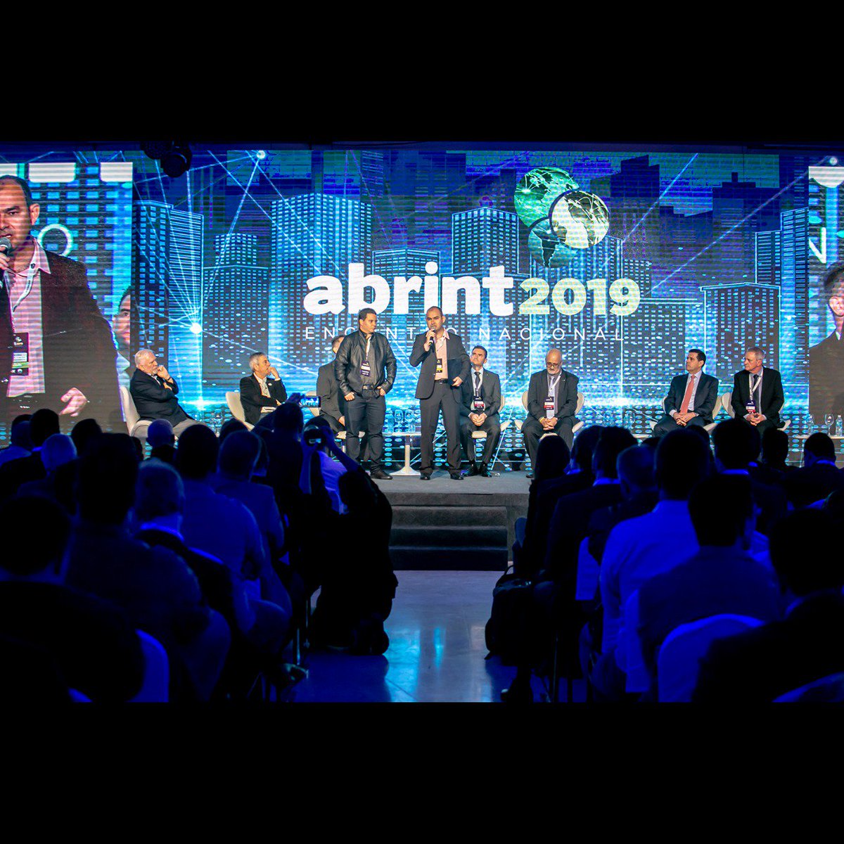 AbrintOficial's tweet photo. Homenagem ao provedor regional de internet Inforshow Telecom, pela prestação de serviço realizada em Brumadinho (MG) após o rompimento da barragem de rejeitos de minério de ferro.
#abrint2019 #abrint https://t.co/t3QzNvrFZd