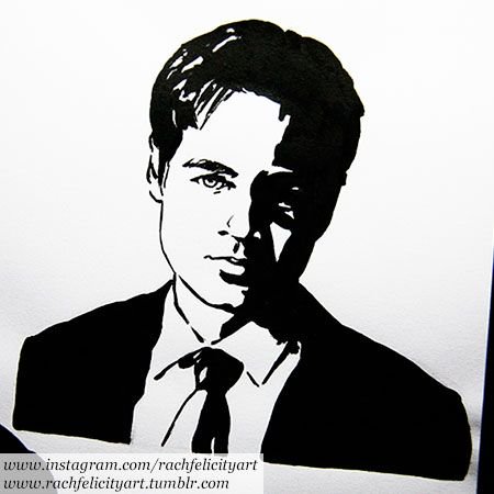Mulder - drawn with ink.
.
.
#myart #thexfiles #foxmulder #davidduchovny #scifiart #sketchbook #art #portrait #ink