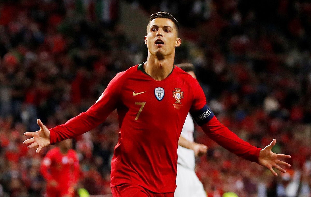 Panchoninho7's tweet photo. "We played good, I'm proud of this team, there was one difference between Switzerland and Portugal today. Cristiano Ronaldo, the best player in the world."
Granit Xhaka
#CR7 #CristianoRonaldo #Portugal #BestForAReason #Facts https://t.co/QkZwFjcTvK