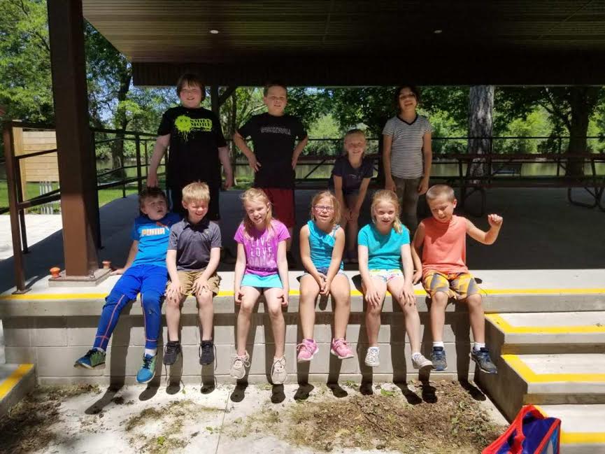 smoore2nd's tweet photo. It has been a wonderful and rewarding year with this class! Making lasting memories.#AldenPride #IFACadetPride https://t.co/BI5HxU8OxT