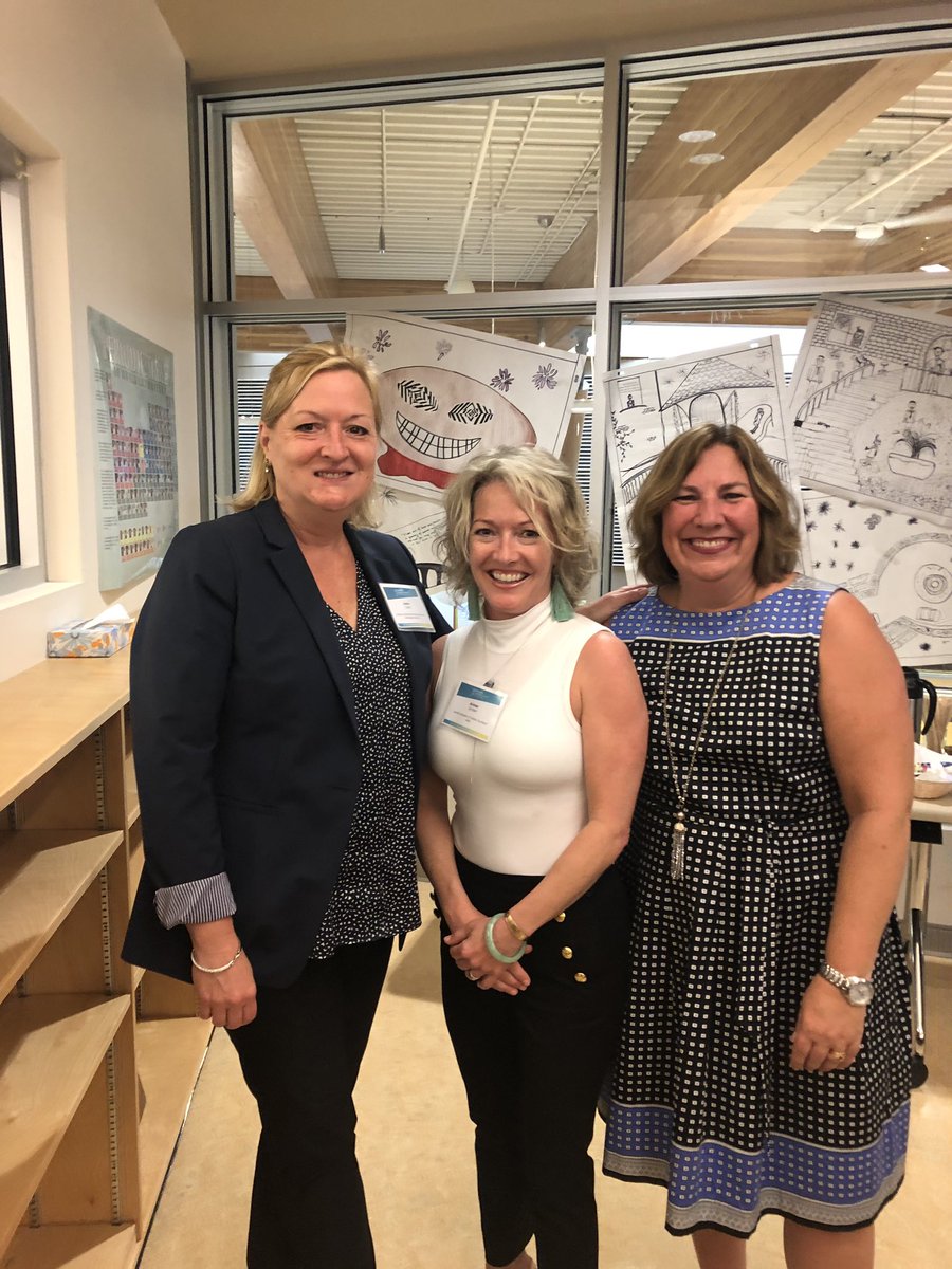 robdimartino's tweet photo. Great day in Vancouver with Finalsite schools. Thanks to Collingwood School for hosting a great workshop and Aimee Gruber, The Enrollment Management Association, Elizabeth Calderon for planning a great day of collaboration and learning.
#knowthycustomer #addvalue https://t.co/aeuN8M9oqA