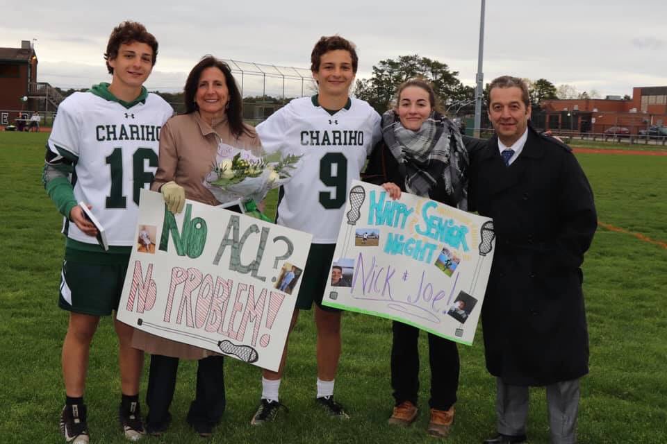 Class of 2019-Nick Silvia 
#superseniors #Chargerpride
#12daysofgrads #9 🐎💚🎓