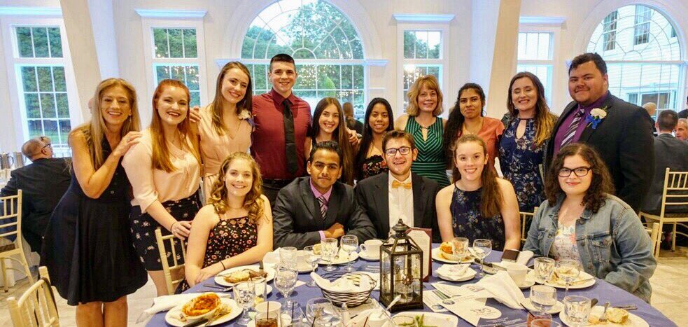 BCHSmagistra's tweet photo. Could not be more proud of the #BCHSInterAct club tonight as President Ashley Watson accepted the Outstanding Youth Community Service Award from the @BristolChamber of Commerce @BCHSprincipal @MrBroderickBCHS https://t.co/bwYhZvy8fk