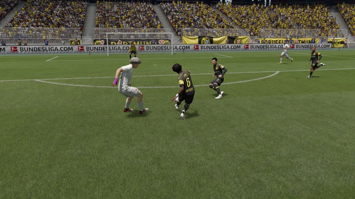 Pirofiesta_esp's tweet photo. 🚨 RESULTADO DE LA NOCHE!

Pirofiesta eSports 2-0 @UDMeSports 
⚽️ @HANDI_l17l 
👟 @PintoA17 
⚽️🥇 @Joya10_ 
🗓 Jornada 15
🏆 VFO https://t.co/GzvjK1k9Mt