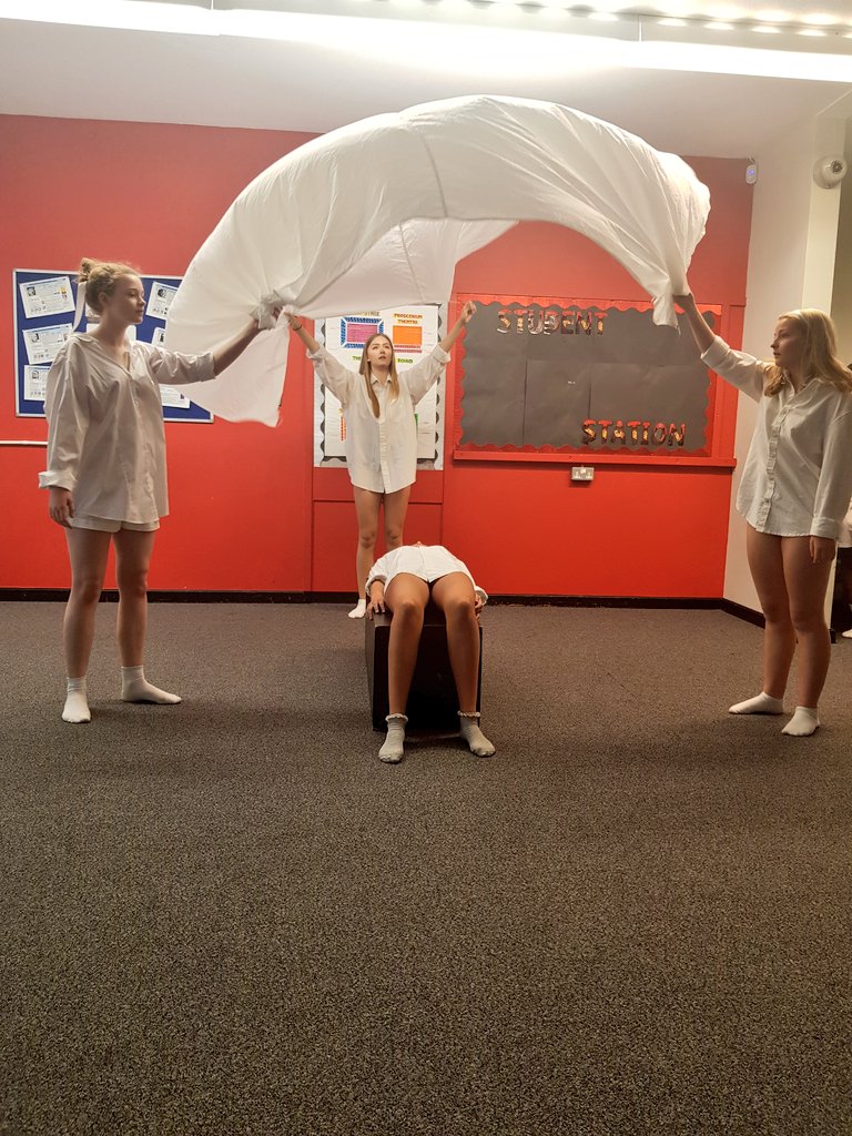DramaRls's tweet photo. Year 10 devising rehearsals in action #aqagcsedrama @TheRoyalLatin https://t.co/Op0Sy9wZL3