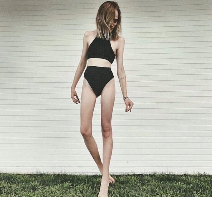 Одежда для худых девушек. Худые девушки. Кэсси ван ден данген. Анорексичка мотивация. May thin.