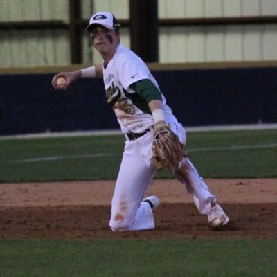 Bradley Blalock is the next name called by the Red Sox in the #MLBDraft's 32nd Round. The 6-2, 190 RHP pitched for <a href="/GraysonHSSports/">Grayson HS Athletics</a> and is committed to Kennesaw State and can touch 92. <a href="/bradley_blalock/">Bradley Blalock</a> was born Christmas Day. #SPDraft #SoxProspects