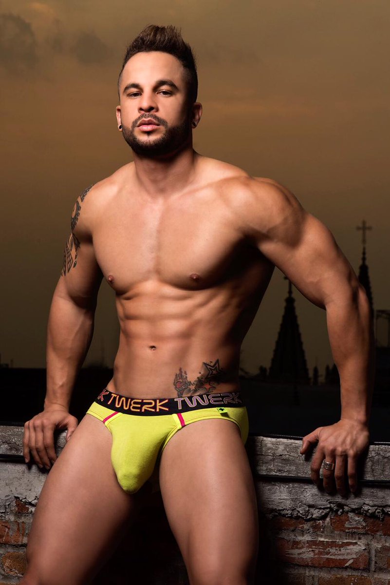 Gay escorts male massage in new york city.