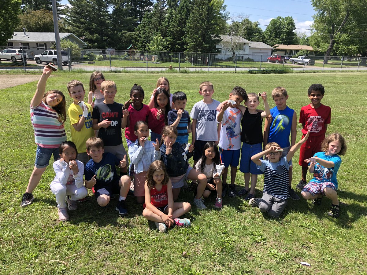 Thanks for supporting our RH Walk-a-Thon and helping us reach 100% classroom participation! Thank you to PTO for the ice cream sandwiches on a hot afternoon! What a treat! <a href="/RH_Elementary/">River Heights</a> #gotRHpride