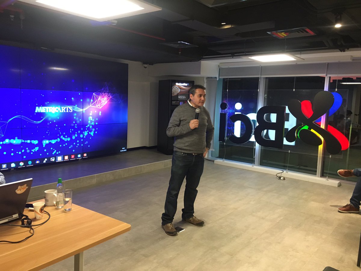 BancoBci's tweet image. Ya comenzó en #CentroNaceBci el #MeetUpPowerBi organizado por @MetricArts, donde se hablará de Power BI y como ayuda a la extracción de datos desde la web.