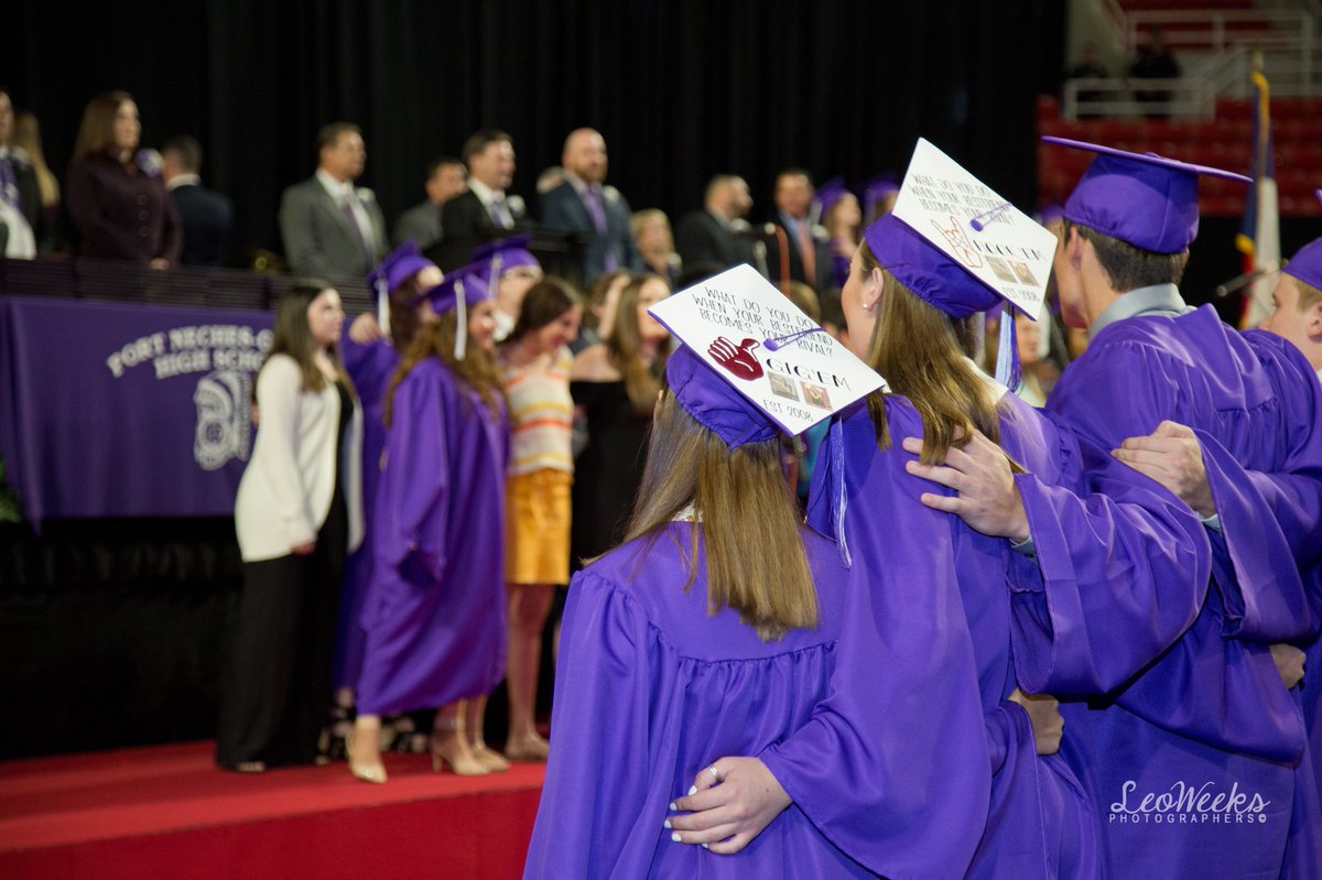 leoweeks_photo's tweet photo. CONGRATS PNG GRADUATES! Y’all are awesome! Candid photos from graduation are online. #pngproud #pnghs #portnechestx #grovestx #graduation #portnechesgroves

https://t.co/fSPxIncRgi https://t.co/JAcdCytnDN